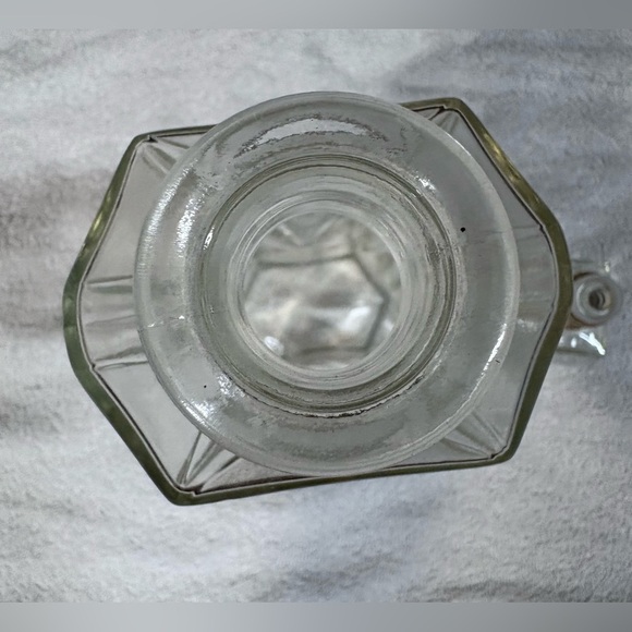 VINTAGE CLEAR GLASS LIQUOR/WINE DECANTER W/ GLASS STOPPER #0-126 ON BOTTOM 12" - Picture 5 of 10